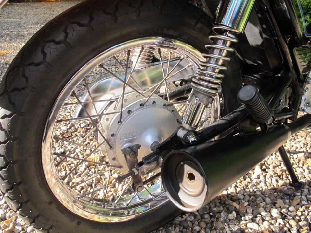 suzuki gn 125 exhaust
