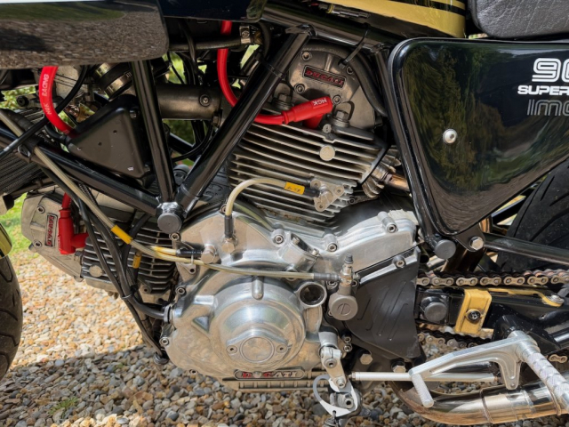 Ducati 900SS Project Imola