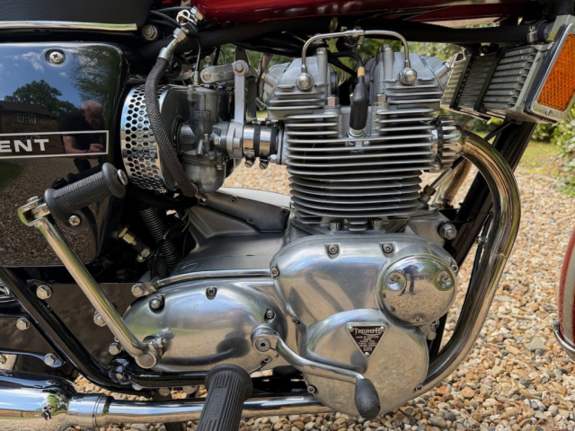Triumph T150 Trident
